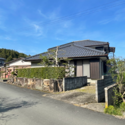 福知山市半田【７LDK】長閑な風景にあるゆったりとした物件！修斉小学校区！